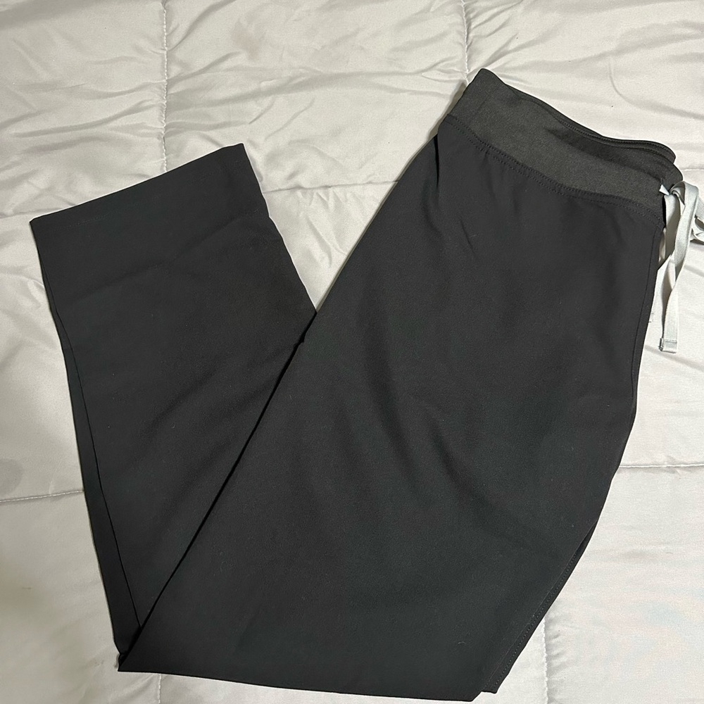 FIGS Livingston Basic Scrub Pants